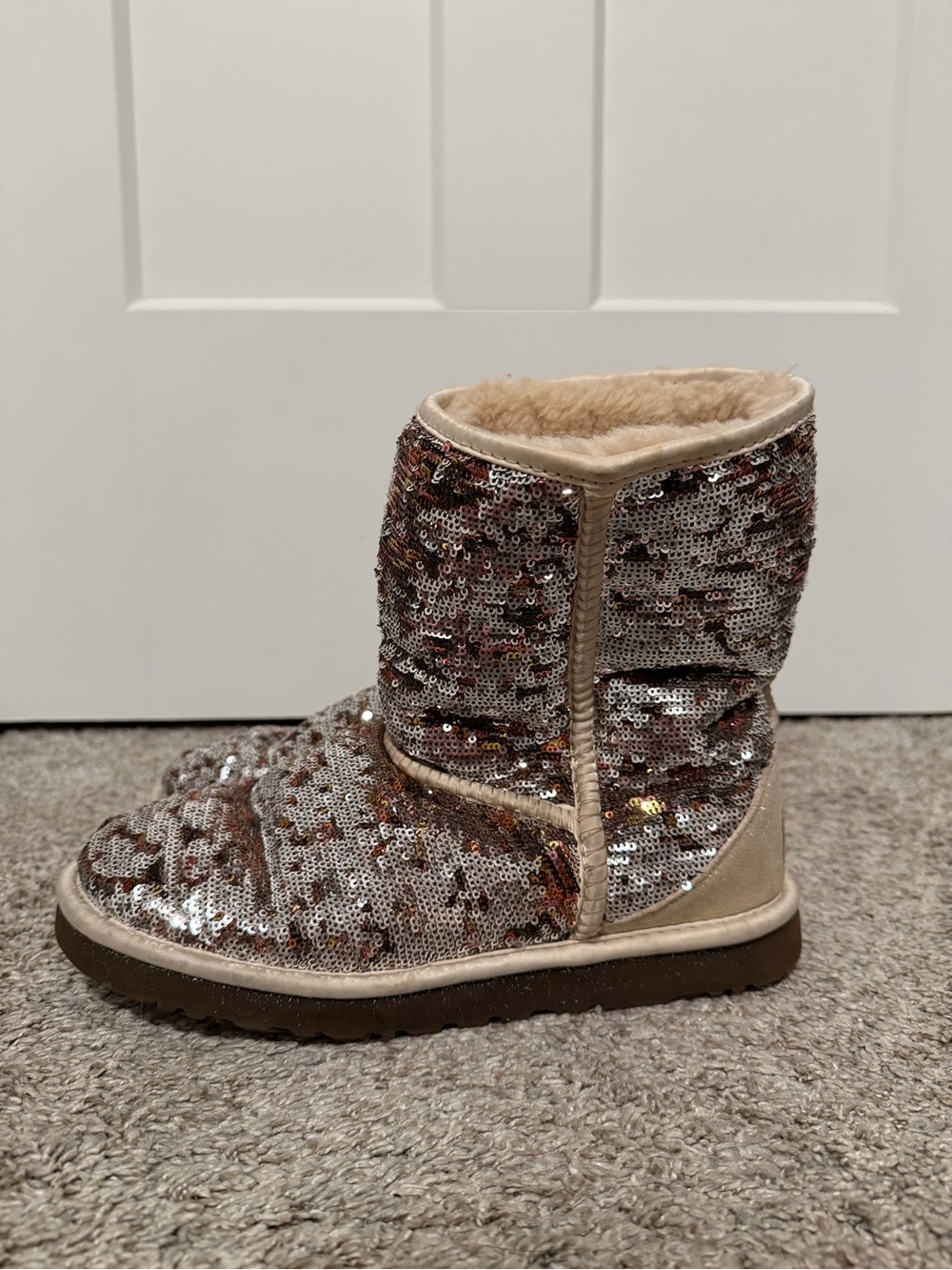 UGG Womens Sequin Ankle Boot - Silver & Brown